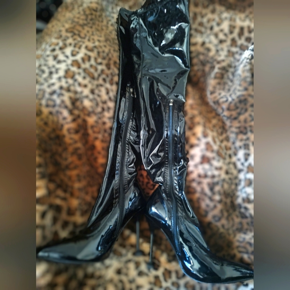 Ladies shoes